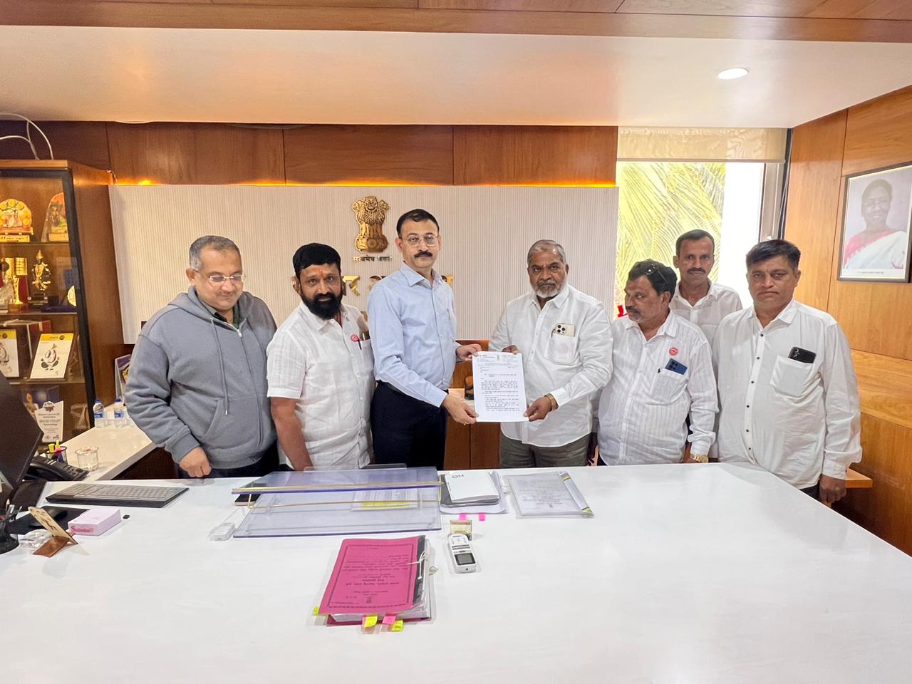 Raju Shetty aggressive on FRP arrears